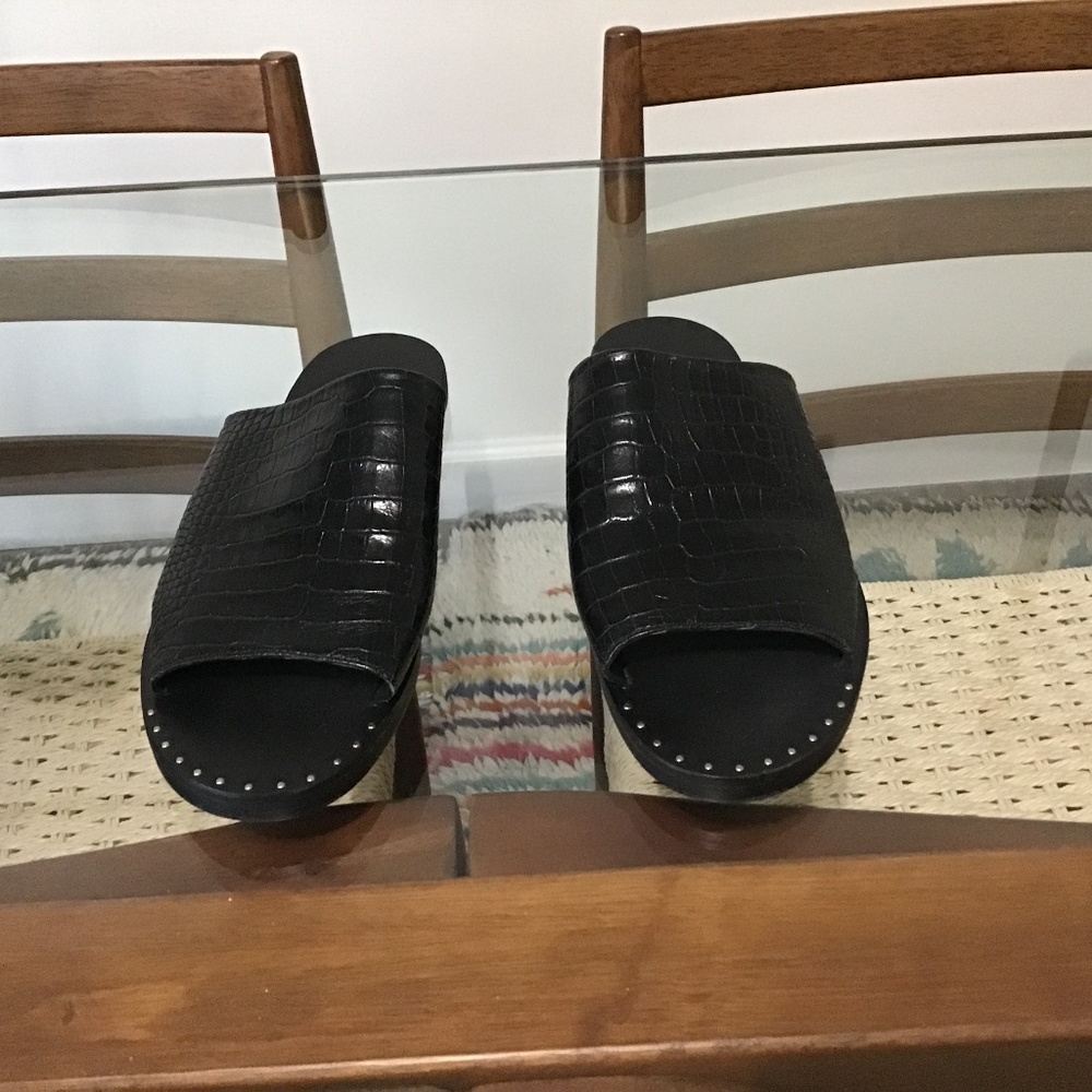 Freda Salvador pure slides